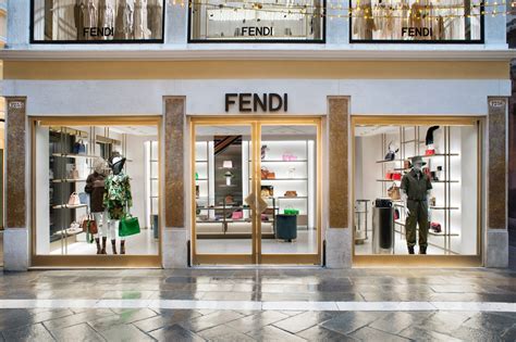 tienda fendi|Fendi collection.